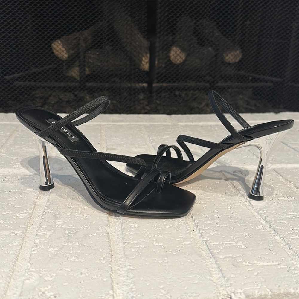 Fabiola sandals